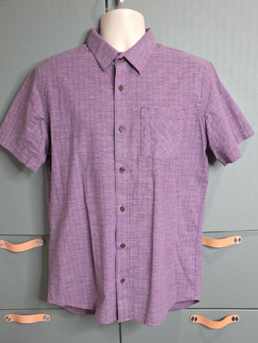 891. TravisMathew Mens Medium Short Sleeve Button Down Shirt Maroon Microstripe